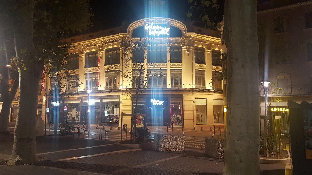 Hotel Confort Béziers Esterno foto